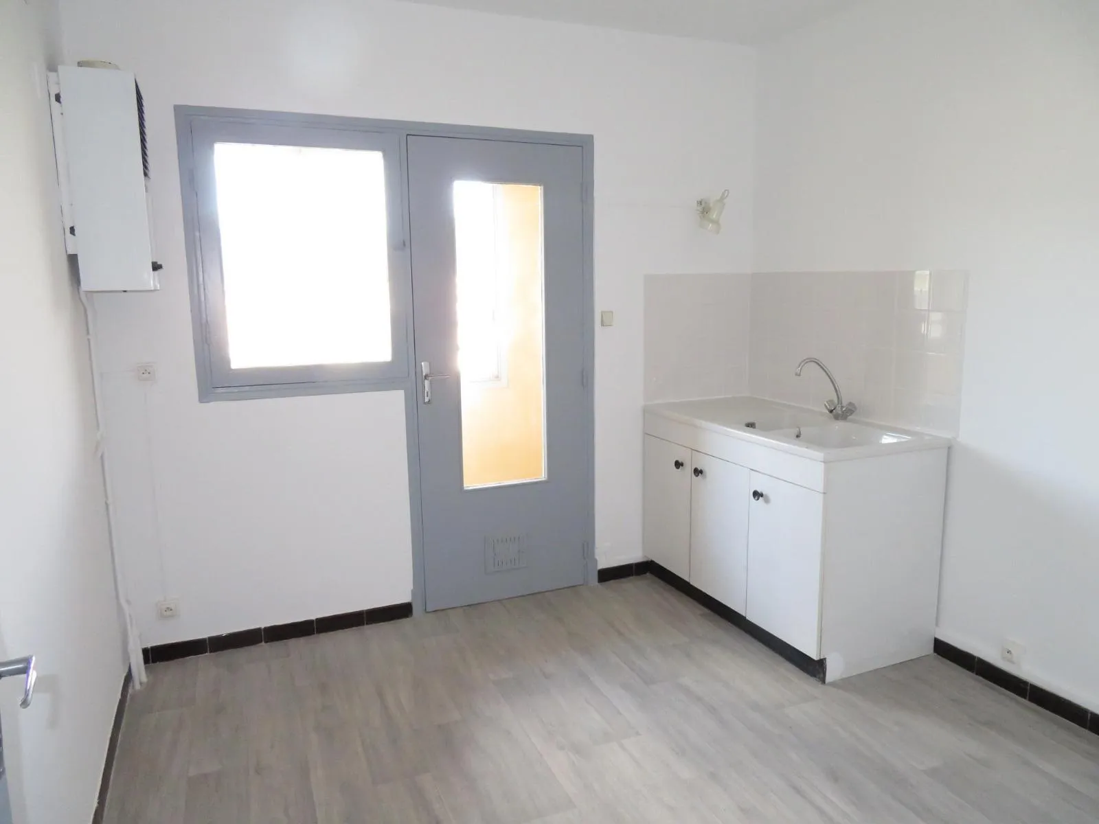 appartement 3 pièces à DRAGUIGNAN (83300) — photo 4