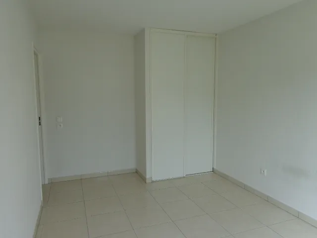 appartement 3 pièces à DRAGUIGNAN (83300) — photo 3