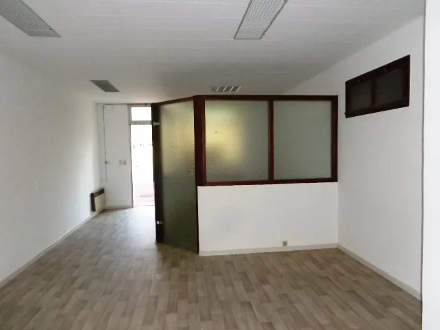 local professionel 3 pièces à Les Arcs (83460)