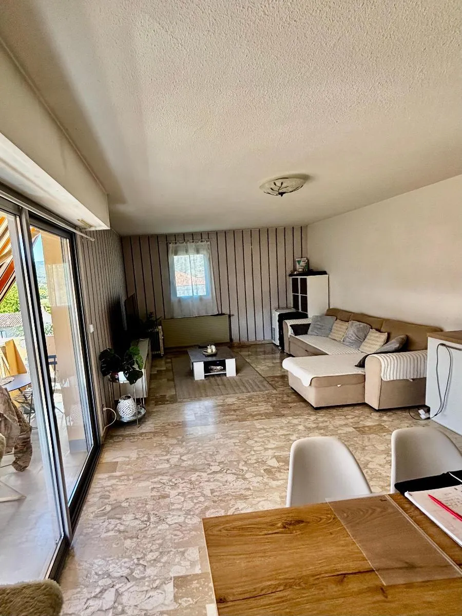 appartement 3 pièces à DRAGUIGNAN (83300) — photo 2