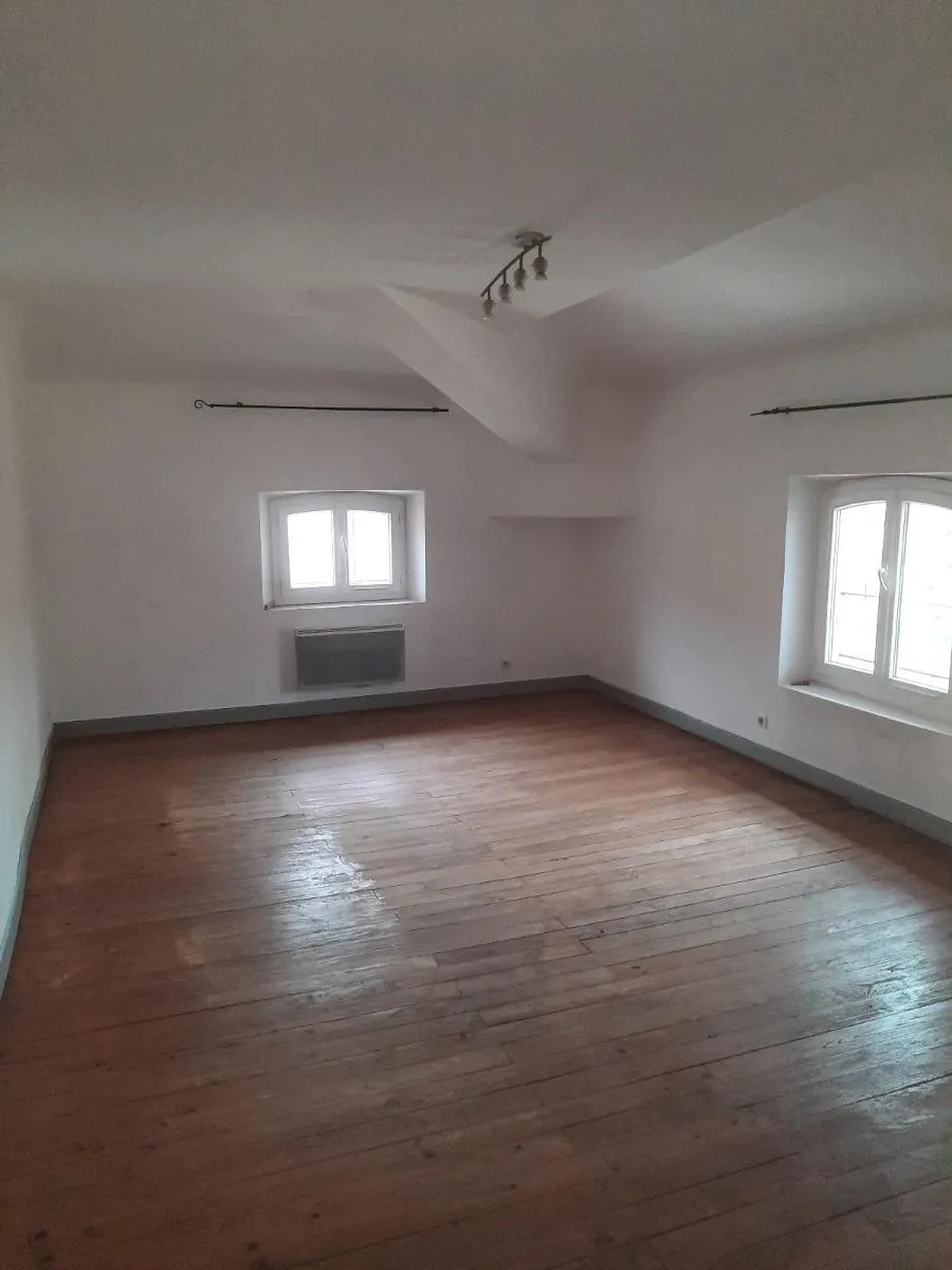 appartement 2 pièces à AUPS (83630)