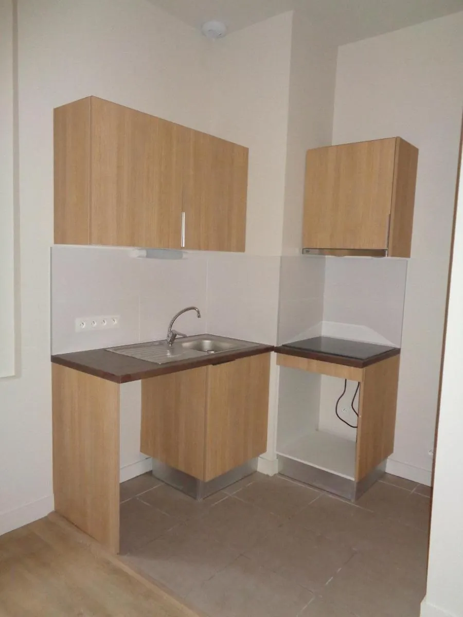 appartement 2 pièces à DRAGUIGNAN (83300) — photo 3