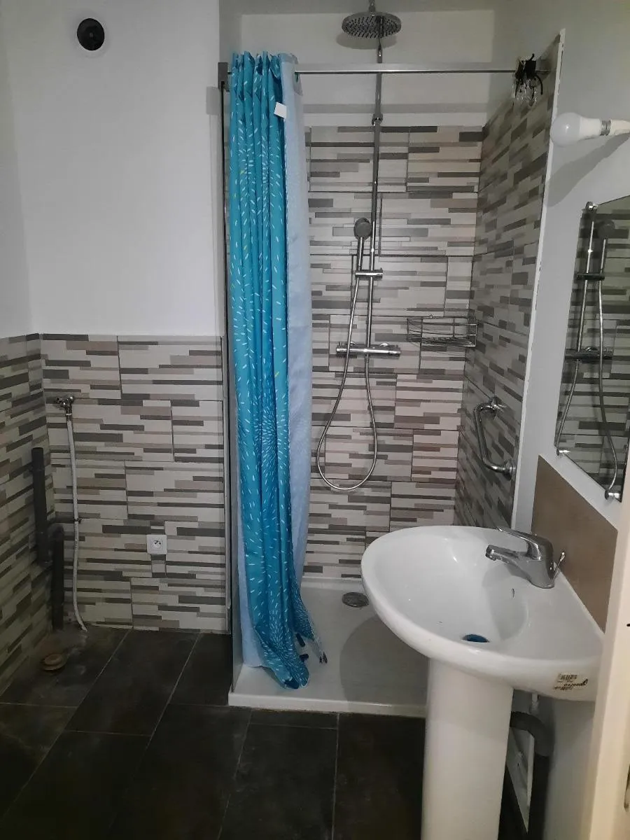 appartement 3 pièces à DRAGUIGNAN (83300) — photo 4